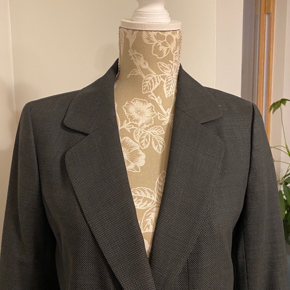 Classiques Entier Black Single Button Blazer - Picture 2 of 8